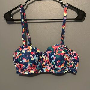Multicolor Balconette/Seashell bikini. NWOT liner still in bottoms